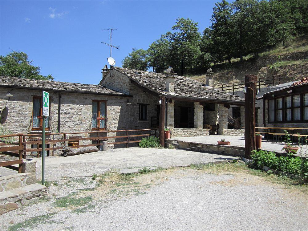 Agriturismo Grotta Dell'Eremita Affittacamere Albano di Lucania Esterno foto